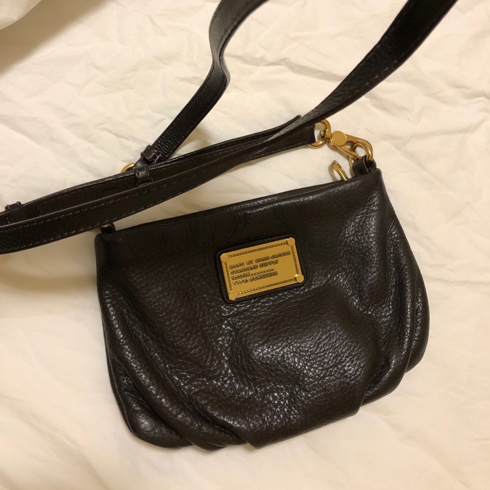 Marc Jacob’s brown leather crossbody